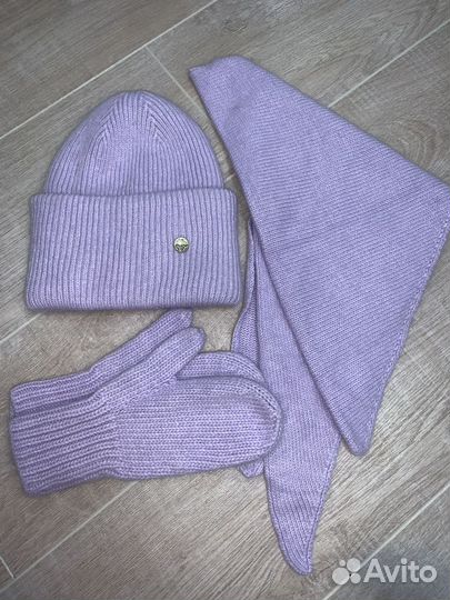 Шапка шарф варежки комплект