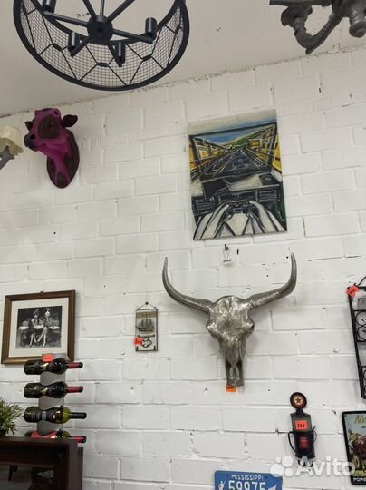 Предметы интерьера на стену