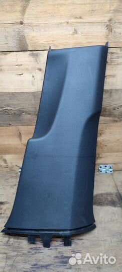 Накладка обшивка стойки правая Volkswagen Passat