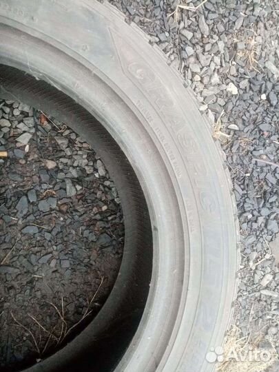 Dunlop Graspic DS2 215/55 R17 25B