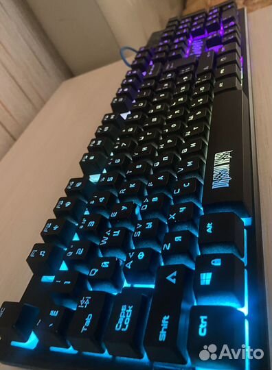 Игровая клавиатура qumo dragon WAR unicom