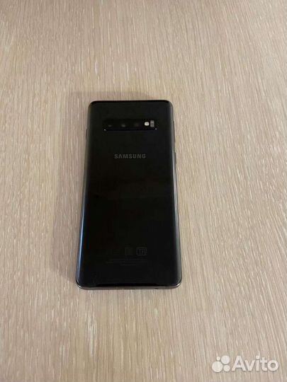 Телефон Samsung s10 128gb