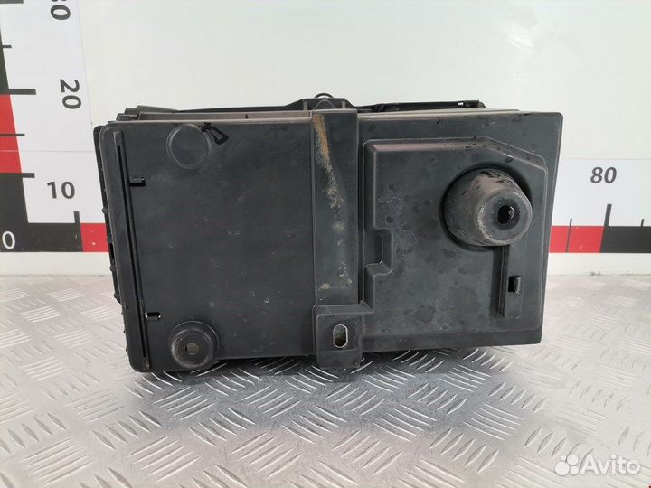 Крепление (корпус) аккумулятора для Ford Focus 3