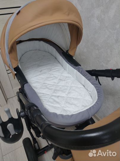 Коляска 3 в 1 Retrus Milano Premium