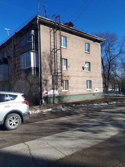 2-к. квартира, 40 м², 3/3 эт.