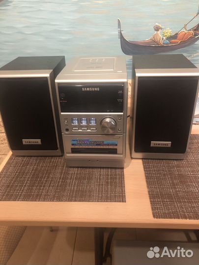 Музыкальный центр Samsung