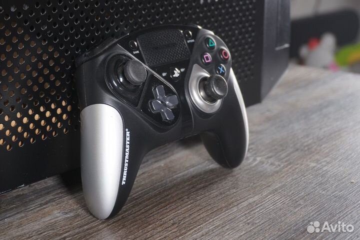 Топовый геймпад для пк и PS4 Thrustmater eSwap Pro