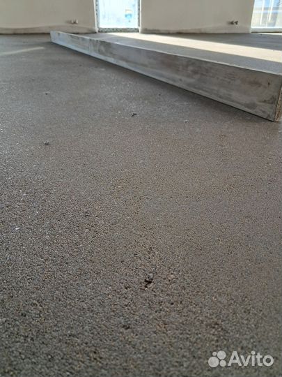 Механизированная полусухая стяжка пола