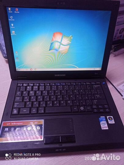 Ноутбук Samsung