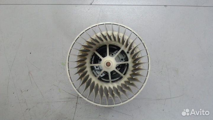 Двигатель отопителя Land Rover Range Rover 3 (LM)