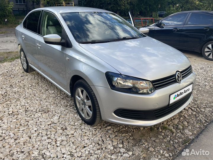 Volkswagen Polo 1.6 AT, 2012, 106 000 км