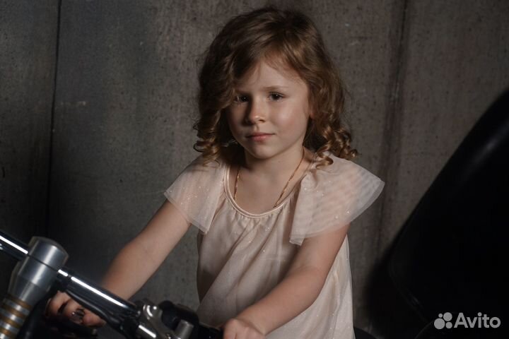 Платье для девочки праздничное H&M 5-6 лет 116