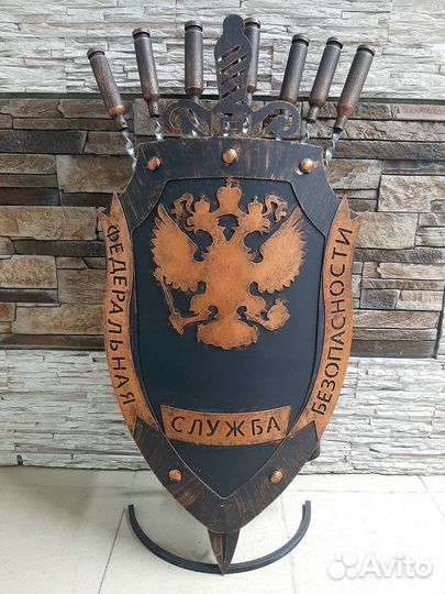 Подставка щит для шампуров с шампурами