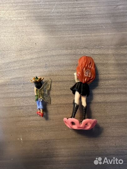 Игрушки из киндер сюрприз и ландрин