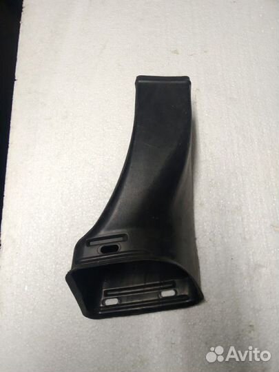 BMW 5 E39 M пакет Воздуховод тормазов правый