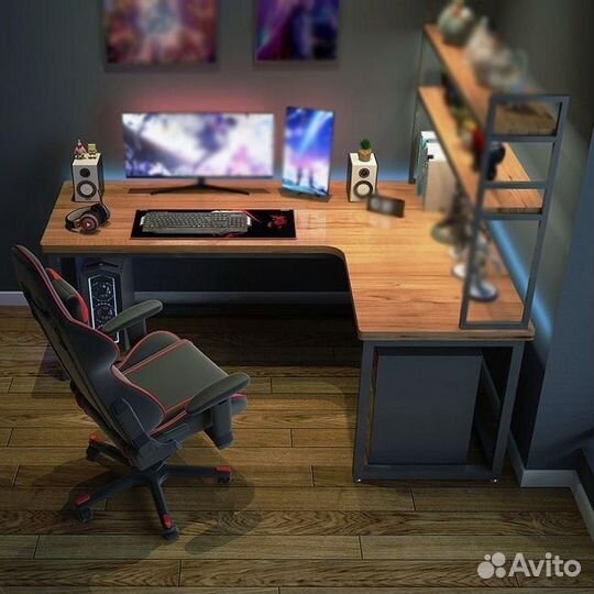 Стол рабочий из массива дерева