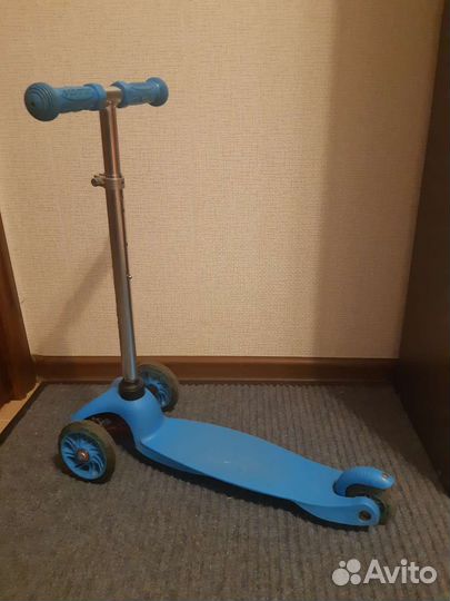 Самокат детский трехколесный