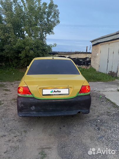 Mitsubishi Lancer 1.6 AT, 2006, 250 000 км