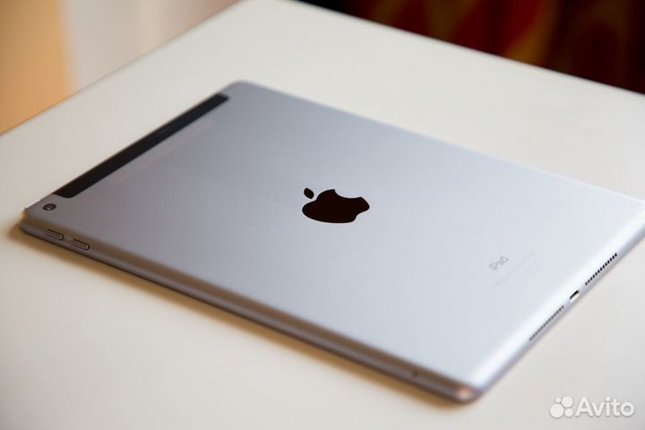 iPad 6 128GB Wi-Fi + Cellular