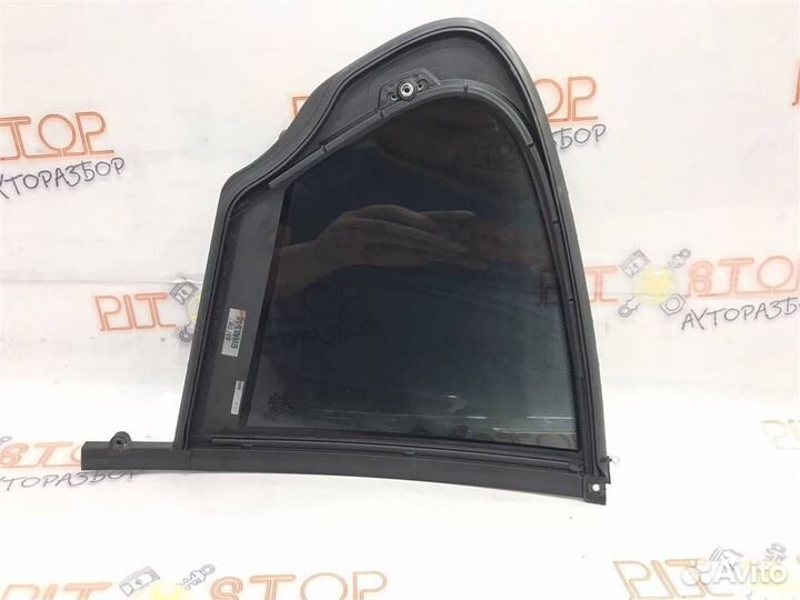 Стекло боковое глухое левое BMW 5-серия F10/F11 2