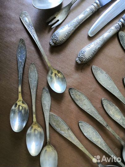 Набор столовых приборов мельхиор