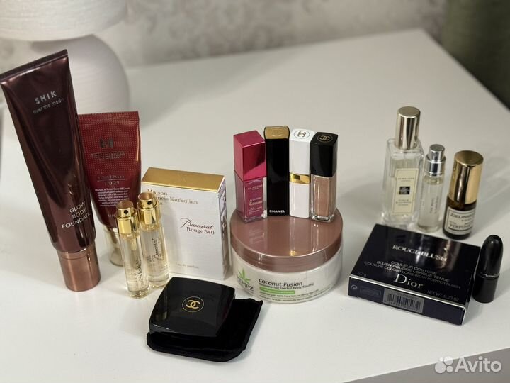 Kосметикa dior clarins Chanel hempz Estée Lauder