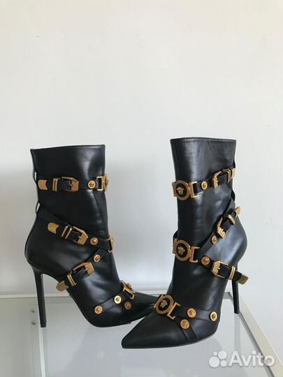 Ботильоны женские 39 размер Versace