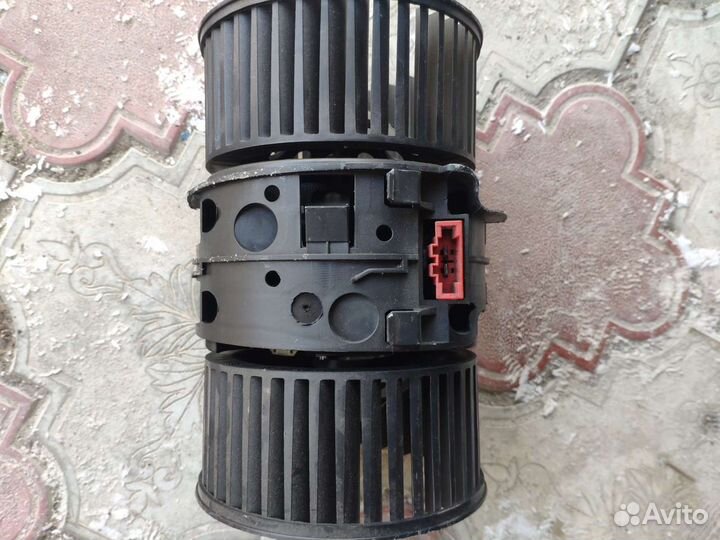 Мотор печки Renault Megane3