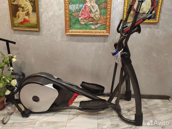 Эллиптический тренажер