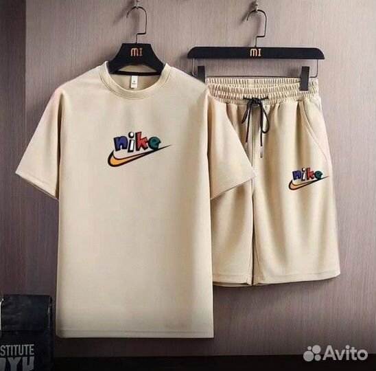 Nike спорт костюм на лето