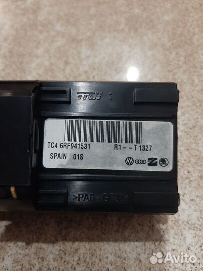 Блок переключателя света на VW polo 2017г