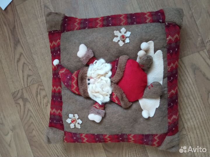 Подушки декоративные новогодние