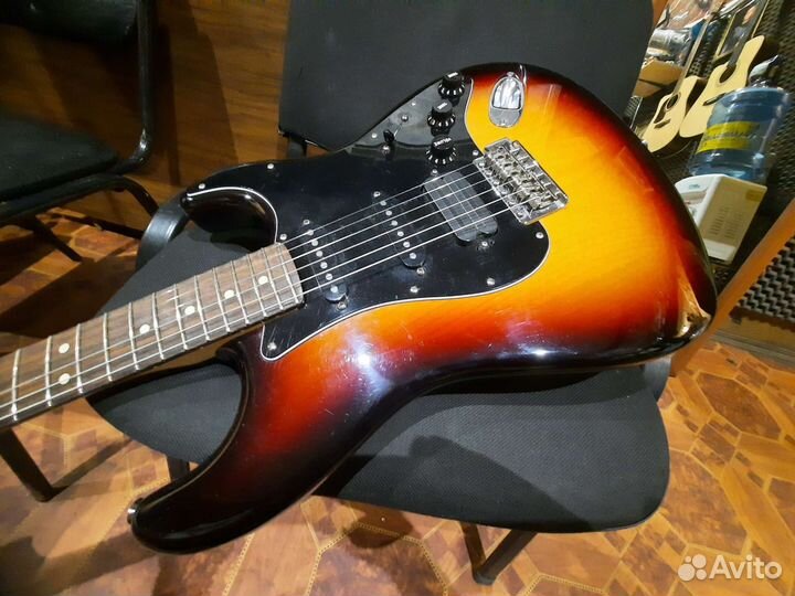 Электрогитара Fender American Stratocaster 2011