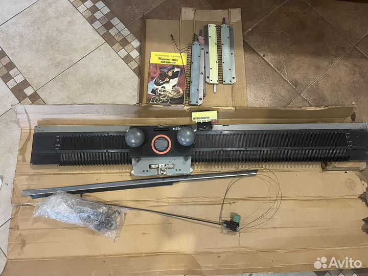 Вязальная машина нева 5