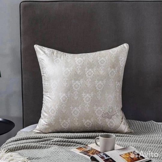 Подушки Шелкопряд