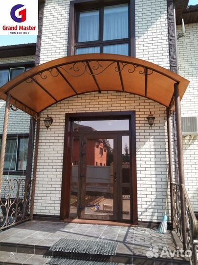 Двери пластиковые в цвете