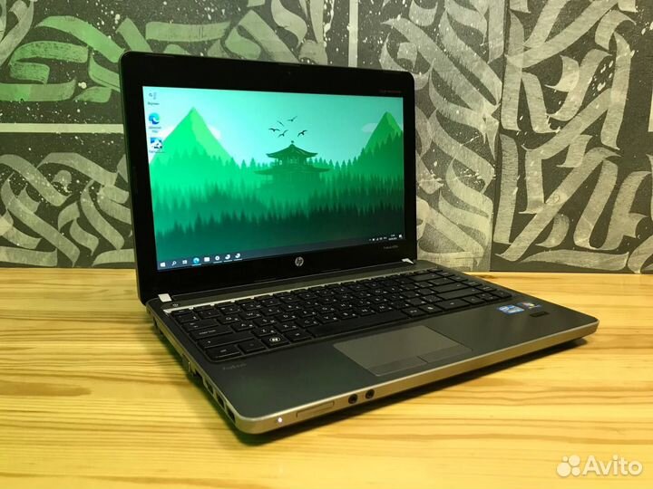 Компактный ноутбук HP на Core i5