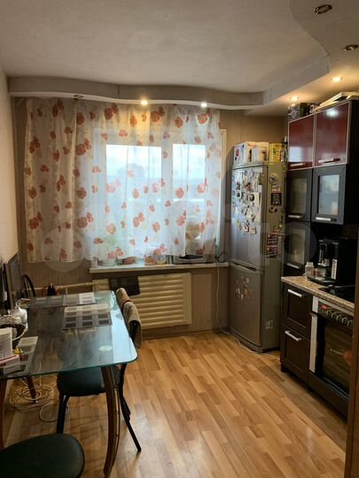 3-к. квартира, 65 м², 9/9 эт.