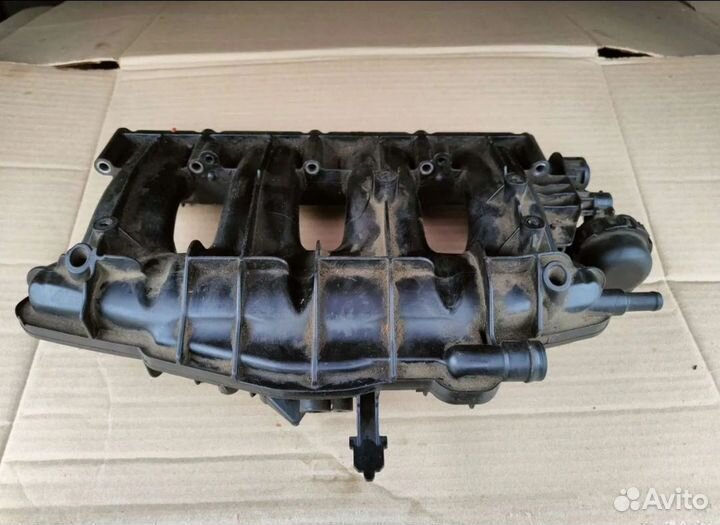 Впускной коллектор двигателя Cawa 1.8-2.0 tsi