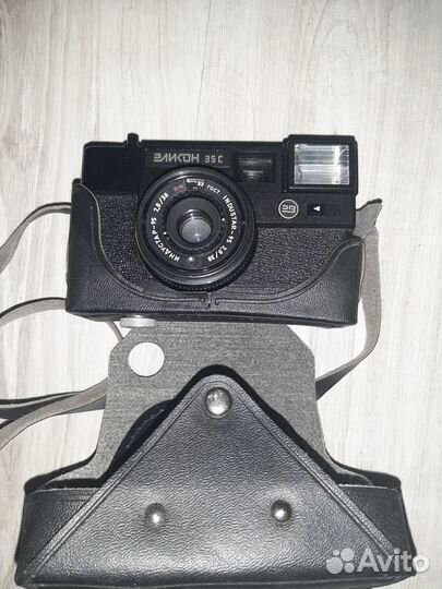 Пленочный фотоаппарат Эликон 35 с и Смена 8м