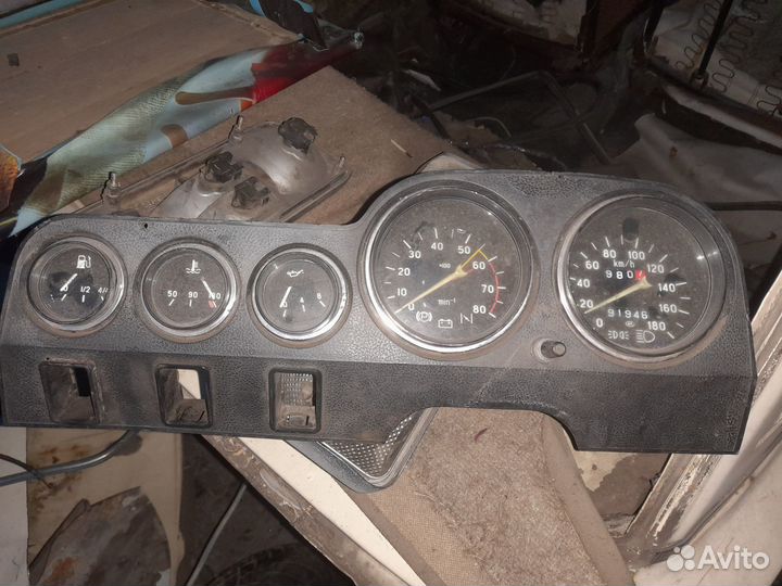 Крышка багажника и другое 2106