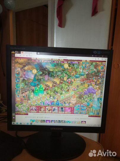 Монитор Samsung