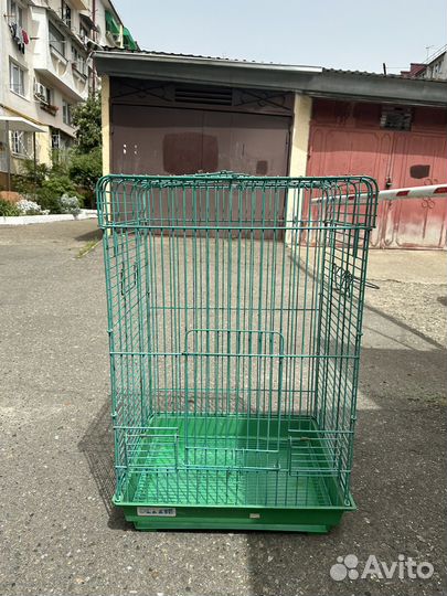 Клетка для крупного попугая