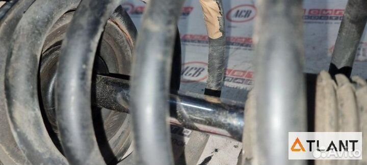 Стойка передняя левая nissan terrano regulus