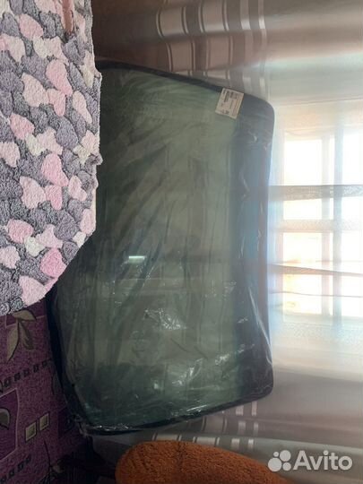 Лобовое стекло на карину ед