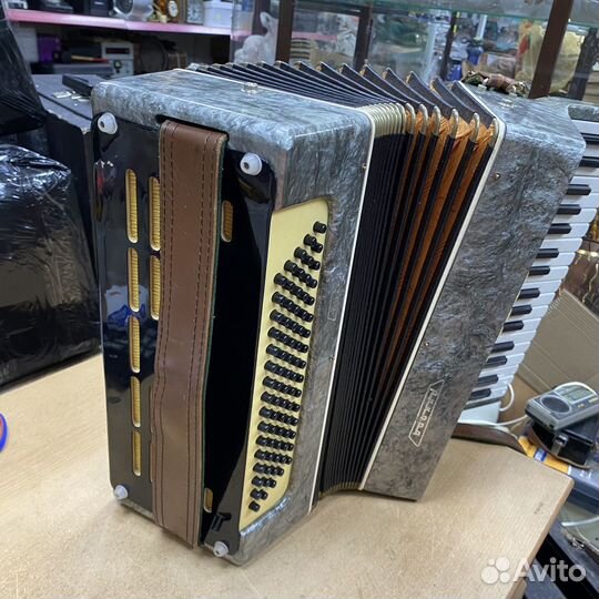 Аккордеон орион 2 в футляре СССР (сзр)