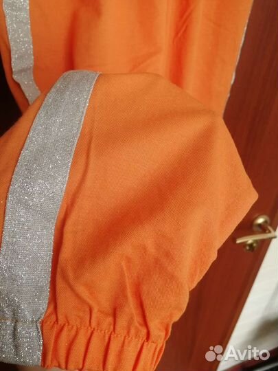 Яркие штаны джогеры