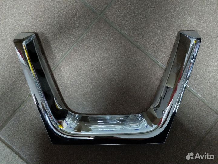 Молдинг решётки радиатора Nissan qashqai j10