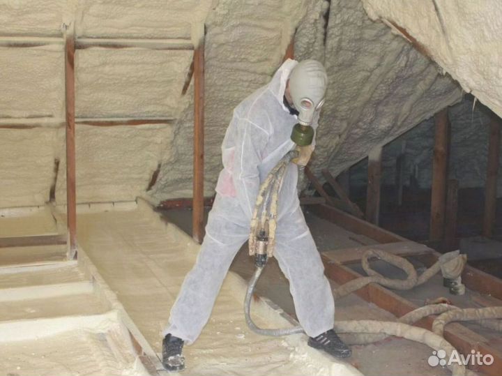 Утепление напылением пенополиуретана от 100 м.кв
