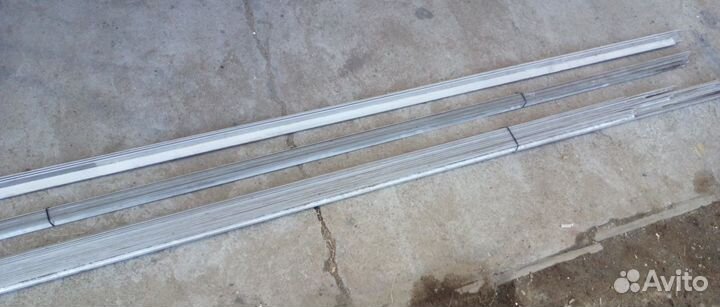 Уголок алюминиевый